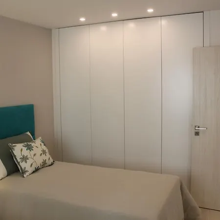 Morning Cascade Carvoeiro (Lagoa)