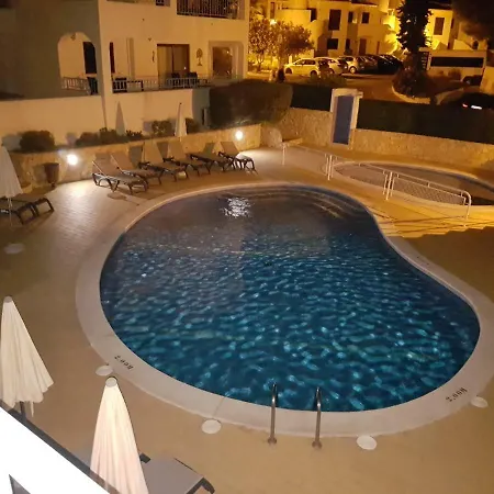 Morning Cascade Carvoeiro (Lagoa)